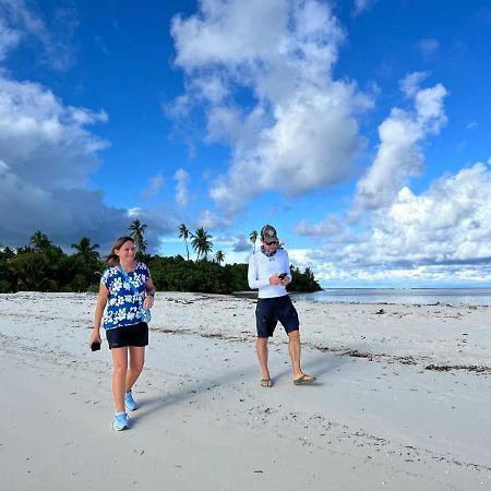 Island Guest Hotel Maamendhoo Buitenkant foto