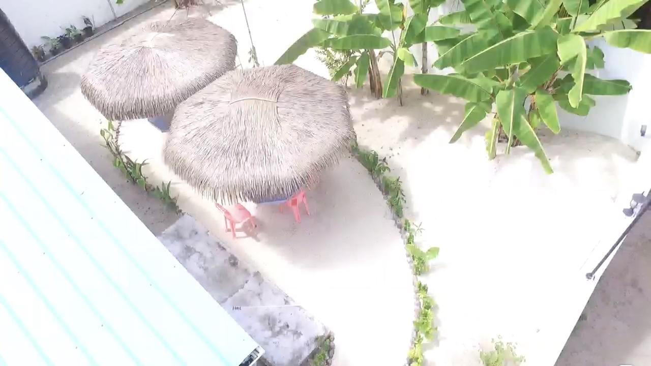 Island Guest Hotel Maamendhoo Buitenkant foto