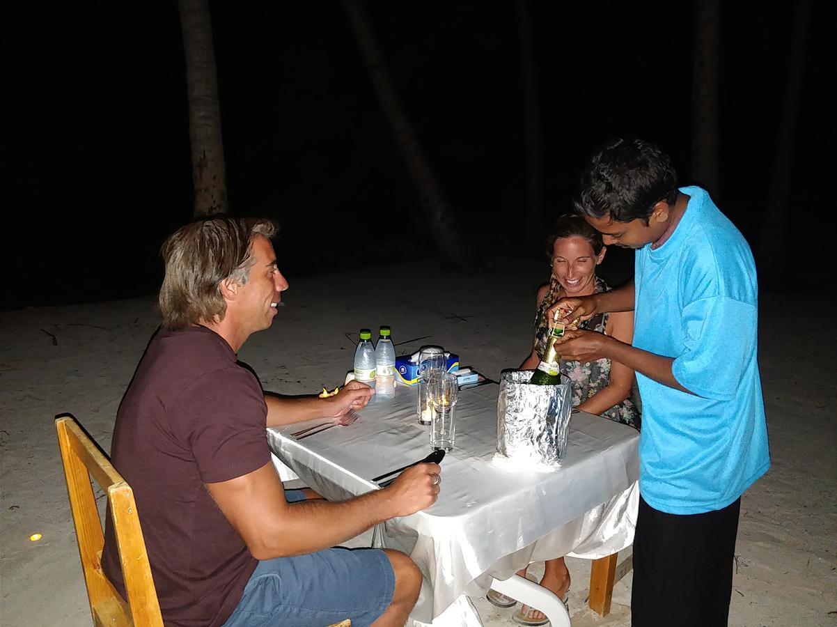 Island Guest Hotel Maamendhoo Buitenkant foto